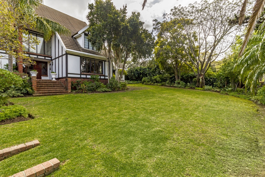 7 Bedroom Property for Sale in Parel Vallei Western Cape